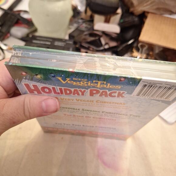 VeggieTales - Factory Sealed Holiday Gift Pack (DVD, 2007, 4-Disc Set) - Picture 4 of 5